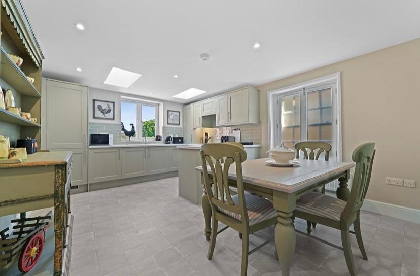 119 Northgate St - Delightful One Bedroom Apartment With Fantastic Living Space Bury St. Edmunds Exterior photo